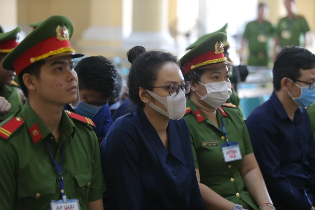 Cựu Cục trưởng của Ngân hàng Nhà nước: Tôi nhận triệu USD trong thùng xốp, nhưng không biết tiền của bà Trương Mỹ Lan