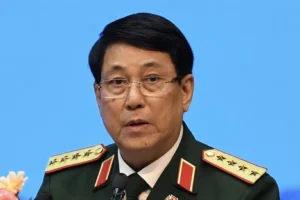 Lý giải vì sao Đại tướng Lương Cường lại ngồi cạnh TBT Nguyễn Phú Trọng