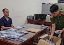 Nhân viên mạo danh ông chủ, lấy trộm kiện hàng 90 chiếc iPhone