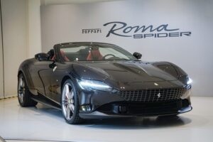 Chi tiết siêu xe mui trần Ferrari Roma Spider đầu tiên tại Việt Nam