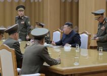 Bán đảo nóng rực: Ông Kim Jong-un họp tướng lĩnh, 8 lữ đoàn sẵn sàng pháo kích – Ông Putin có hành động