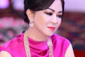 Bà Phương Hằng gặp biến cố lớn liên quan đến nghệ sĩ nổi tiếng, nguy cơ lại vướng vào ‘vòng lao lý’