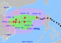 Bão Trami giật cấp 12 áp sát Đà Nẵng, miền Trung mưa như trút