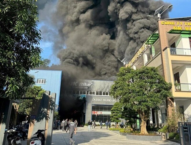 🔥 CHÁY LỚN TẠI XƯỞNG LẮP RÁP XE ĐIỆN DK BIKE LẠNG SƠN 😭