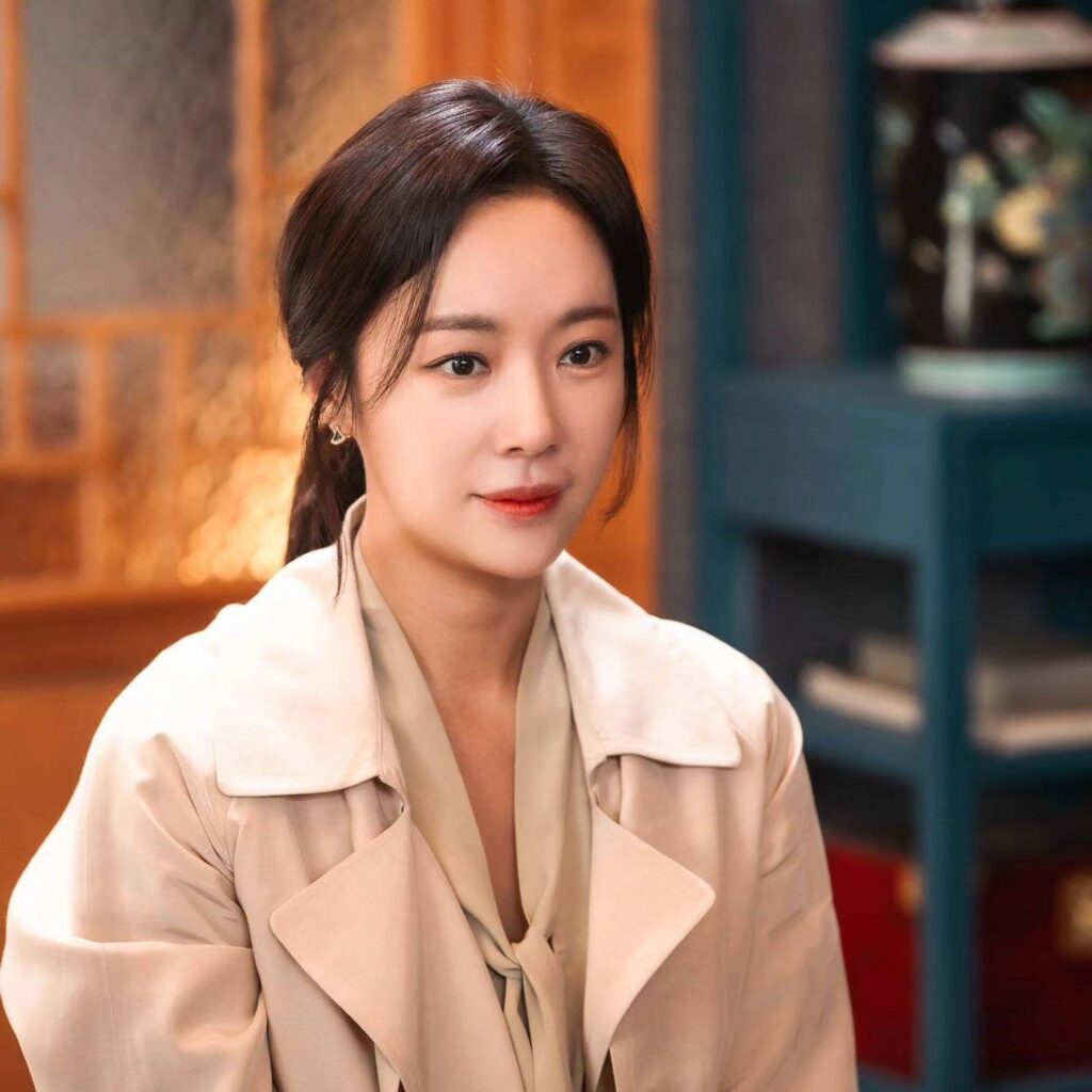 Hwang Jung Eum bị cơ quan quốc gia điều tra đ:ột x:uất giữa drama
