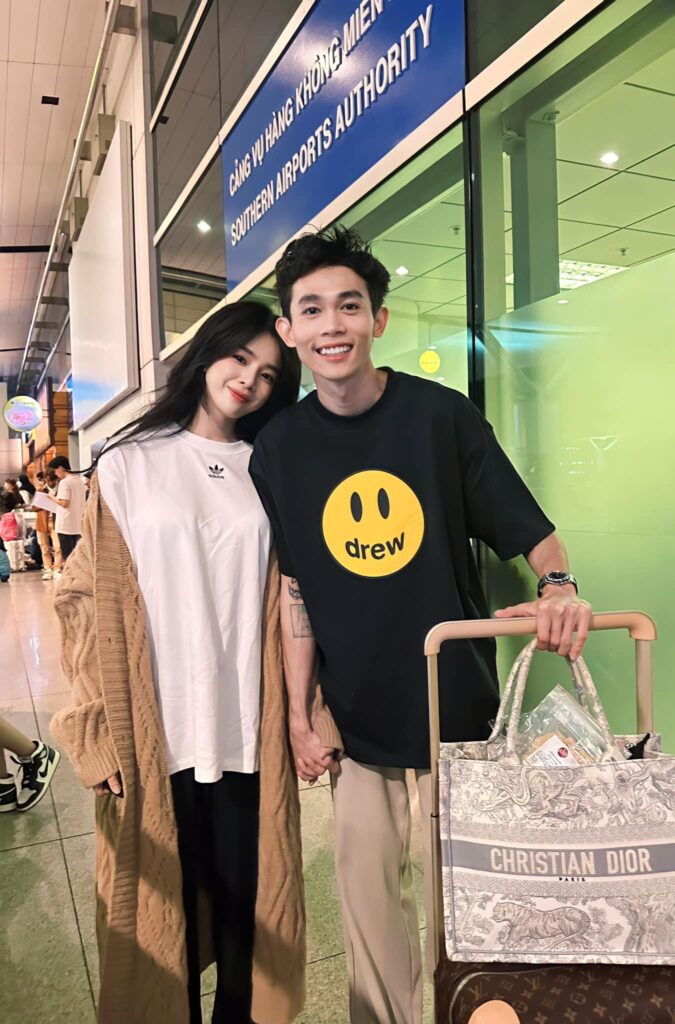 Chuyện gì đang xảy ra với Hồng Thanh?