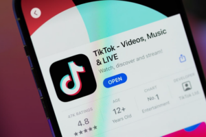 Apple và Google nhận lệnh g:ỡ bỏ TikTok khỏi cửa hàng