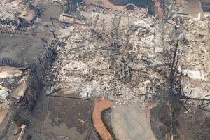 Cháy rừng lịch sử phá hủy California, hàng loạt sao hạng A Hollywood cũng thành vô gia cư khi biệt thự triệu đô bị cháy rụi
