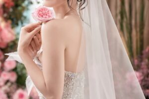 Phương Nhi lấy ông xã doanh nhân hơn 2t là con trai tỷ phú Phạm Nhật Vượng, yêu cầu người thân không quay phim, chụp ảnh