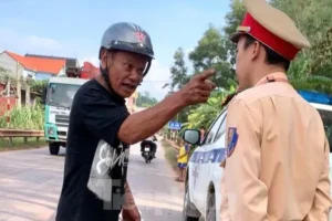 Phạt t:ù đối tượng vi phạm nồng độ cồn đ:e d:ọa, t:ấn c:ông CSGT