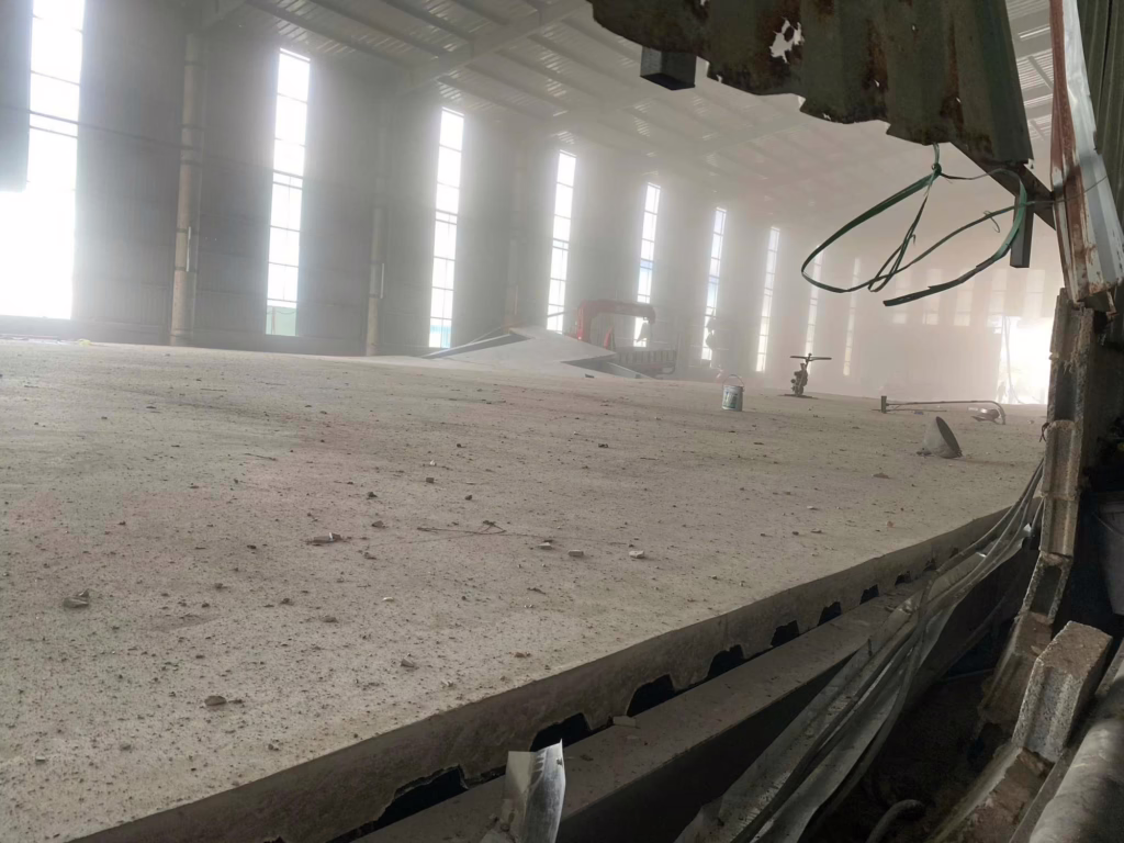 Vừa sập sàn công trình đang thi công ở Bình Dương, ít nhất 3 người t:;ử v:::ong