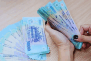 Hàng triệu người đón tin vui: Trước 30/4-1/5, hơn 3,3 triệu người sẽ được nhận 2 khoản t i ề n lớn này –