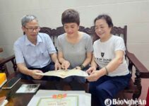 Tin n:ó-n-g cực vui cho cựu binh U80 lái xe từ Nghệ An vào TP.HCM