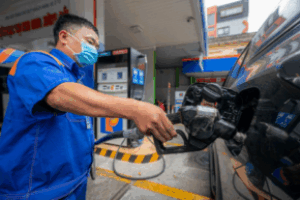Không ai ngờ chỉ 1 tuần mà giá xăng khungkhiep thế này