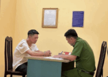 B:ắ-t chủ tịch, phó chủ tịch xã