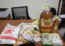 Công an phát hiện hơn 71.000 lít dầu ăn, 40 tấn mì chính giả, xin chia buồn với những ai ăn phải loại này!!!