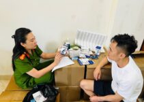 Công an Hà Nội triệt phá chuyên án hơn 100 tấn thực phẩm chức năng, thiết bị y tế giả do “dược sĩ Tiến” tự điều chế