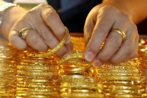 Giá vàng ngay lúc này: Trời ơi buồn quá bà con ơi