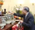 Các cụ dặn kĩ: Lúc thắp hương nhất định phải nói 2 chữ này Tổ Tiên mới độ, là chữ gì?