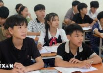 Chia buồn với 5 giáo viên ở Hà Nội