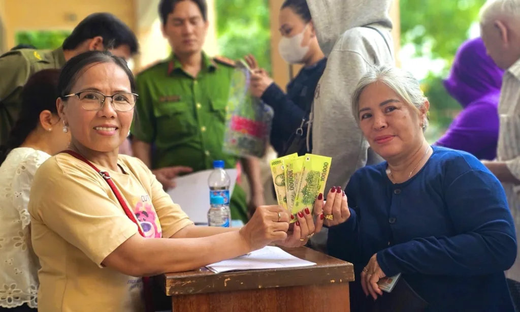 Mỗi người sẽ được nhận số tiền lên tới 4.000.000 đồng ngay trong tháng 4/2026: Chi tiết đối tượng áp dụng và mức quà cụ thể, áp dụng tại địa phương nào?