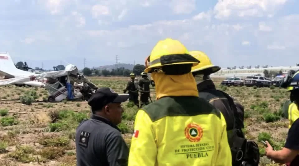 ✈️ rơi ngay sau khi vừa cất cánh, toàn bộ người trong khoang không qua khỏi