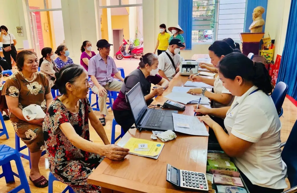 Mỗi hộ gia đình sẽ nhận số tiền đến 3.000.000 đồng từ ngân sách: Chi tiết đối tượng được hưởng, dự kiến khi nào có hiệu lực?