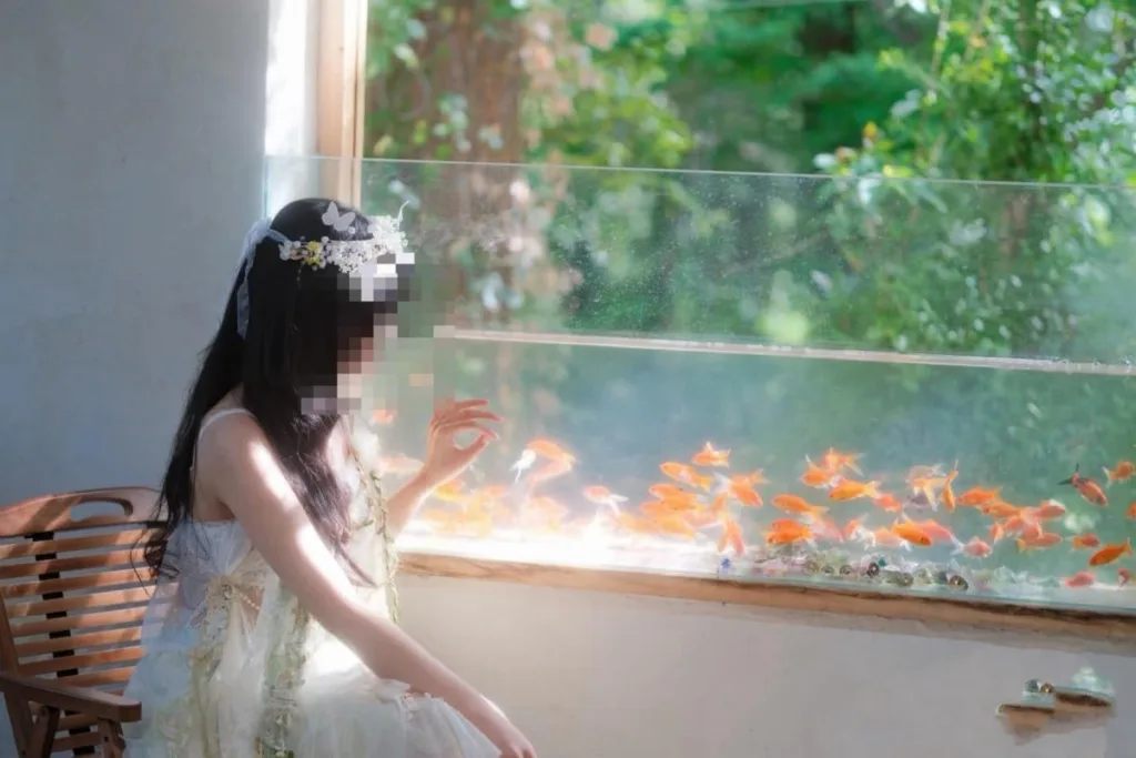 “Nàng thơ” showbiz chính thức bị bắt