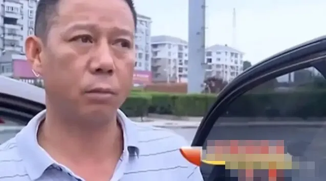 Phát hiện con trai 13 tuổi không phải con ruột, chồng giả vờ không biết rồi giục vợ sinh thêm con và cái kết