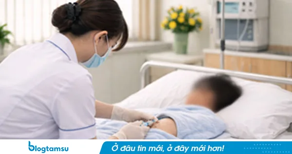 Nhân viên y tế tại một bệnh viện công dùng lại 💉 cũ, khiến hàng trăm trẻ em nhiễm HIV