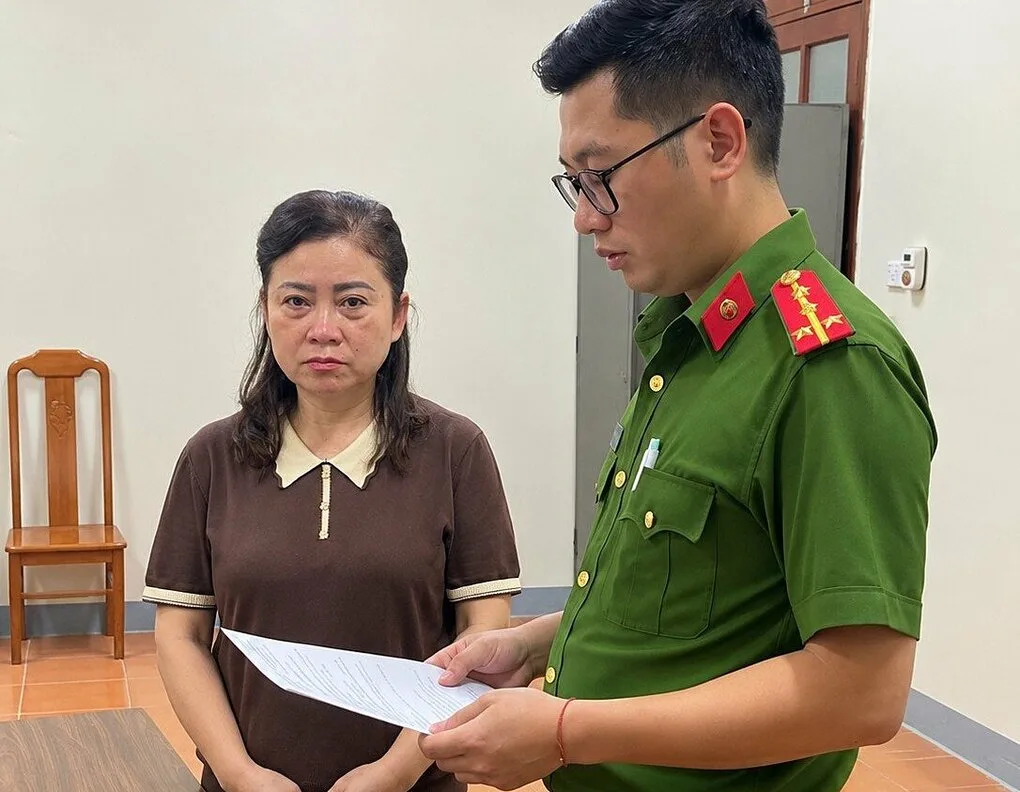 Trưởng phòng của cục thuế bị bắt sau vụ giúp doanh nghiệp chiếm đoạt 200 tỷ đồng