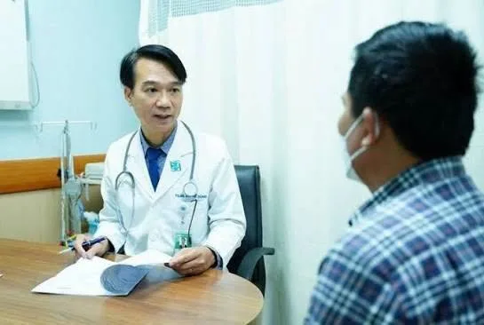 Người đàn ông thường xuyên uống hoa đu đủ ngâm mật ong, thời gian sau đi khám thì nhận kết quả không ngờ