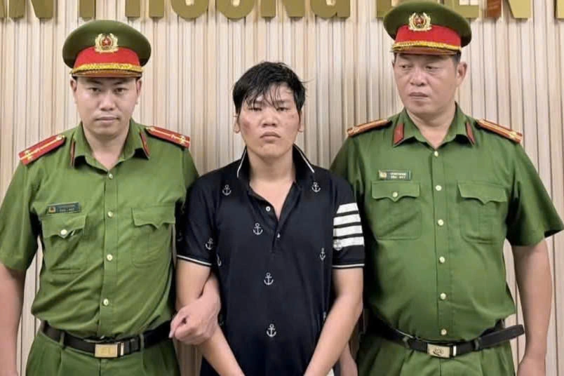 Bị bắt vì dùng dao đâm nhiều nhát vào vùng đầu CSGT