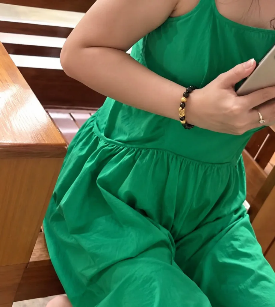Pé 3 đến tận nhà gặp cả 2 vợ ck, đòi tính 200k/cái/năm